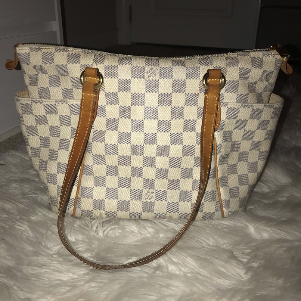 Louis Vuitton Totally PM